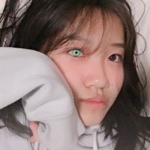 Meet your Posher, Leah